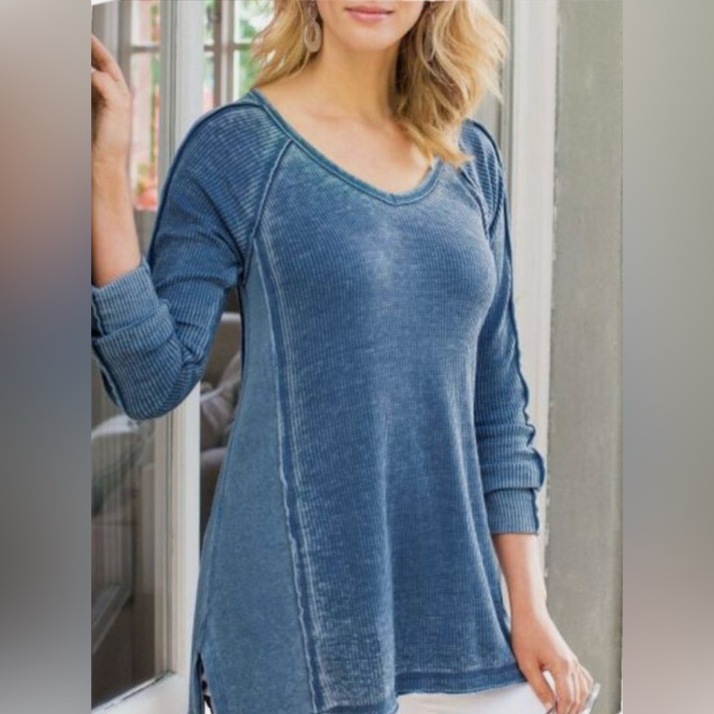Soft Surroundings Avery Acid Wash Thermal Top Tunic Distressed Seams Size Medium